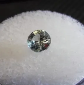 0.79ct STUNNING GREY WHITE MONTANA SAPPHIRE