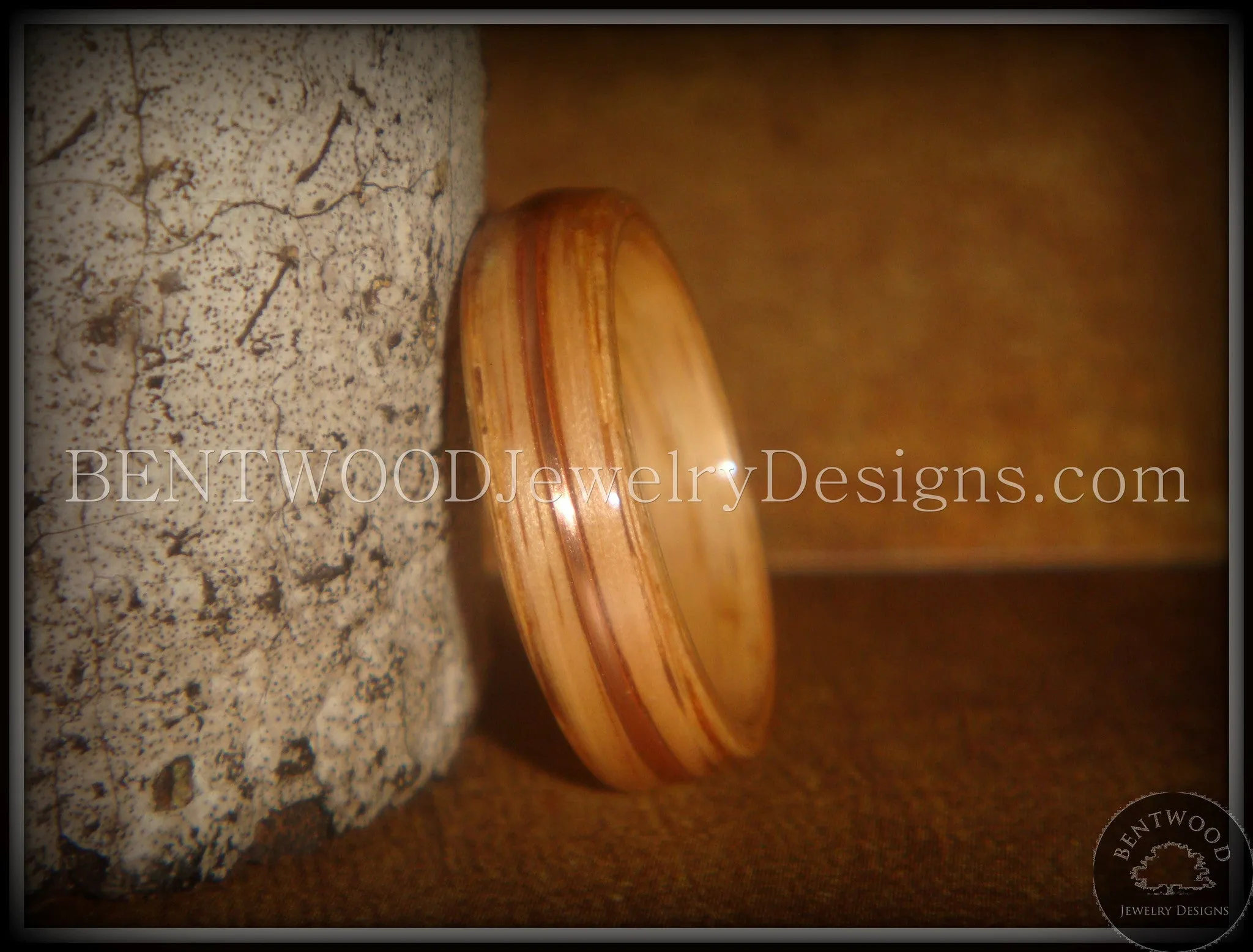 Bentwood Ring - Red Oak Wood Ring with Copper Inlay