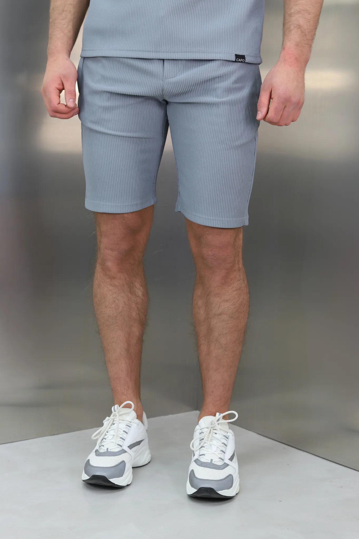 Capo PLEAT Short - Grey