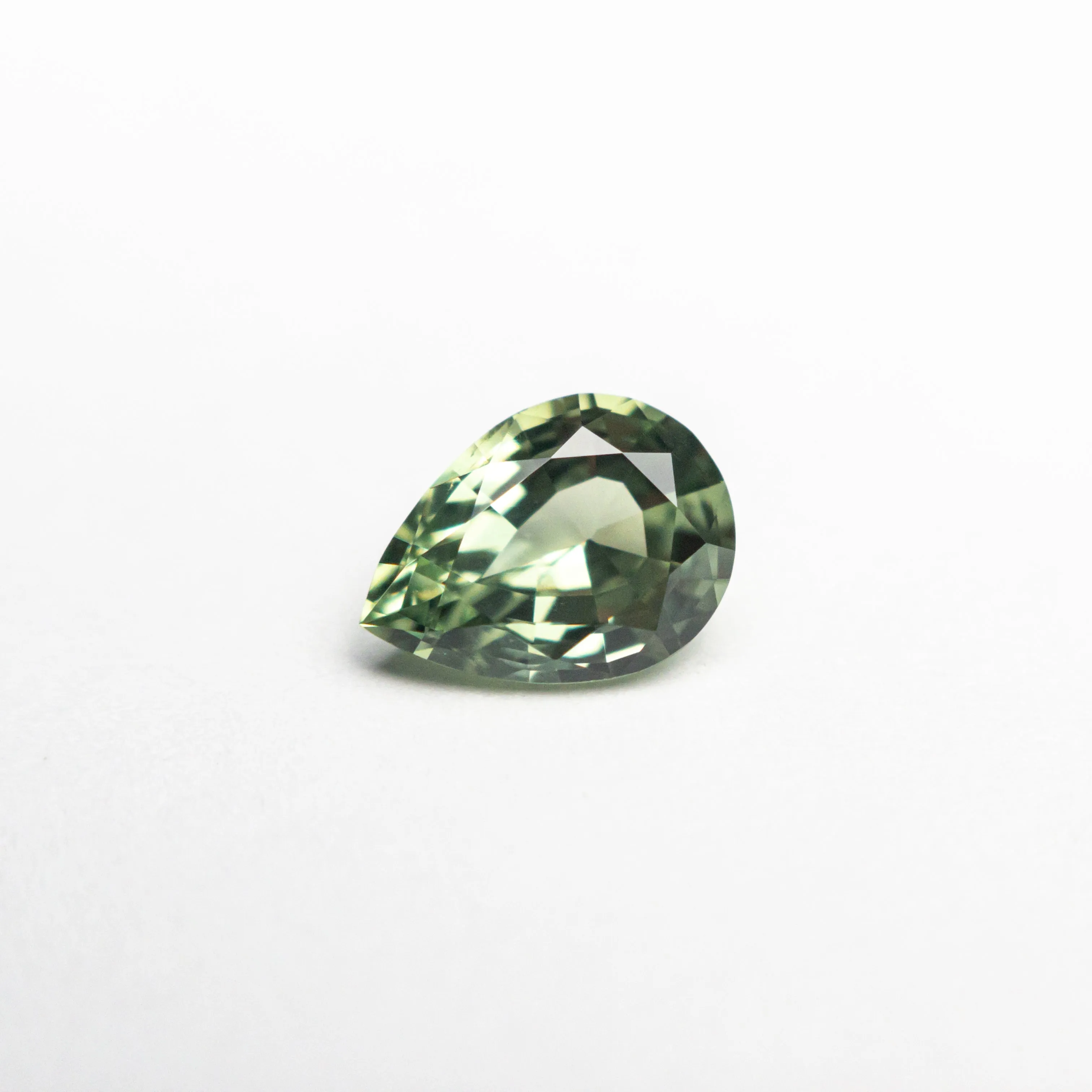 Green Brilliant Sapphire - 0.75 Pear