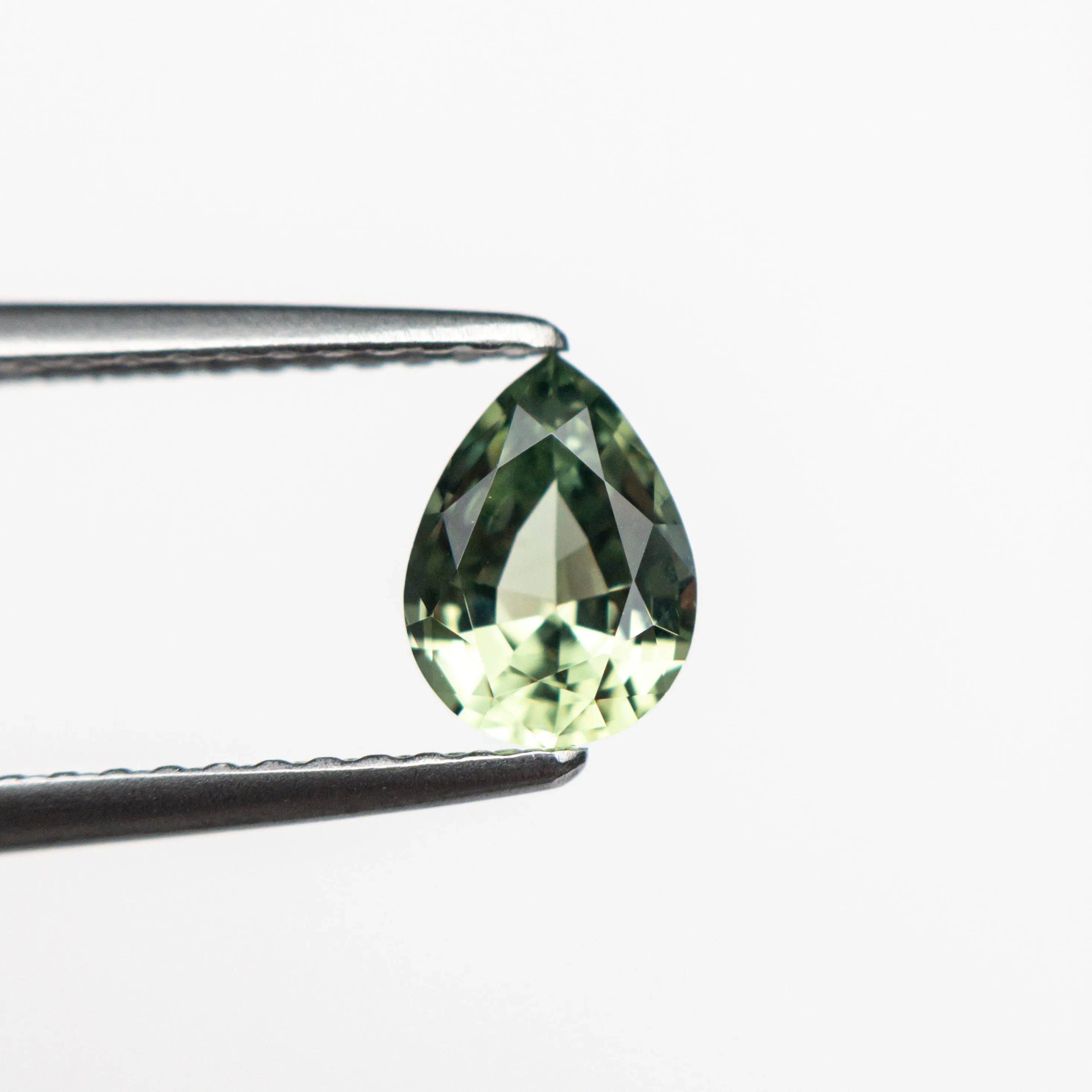 Green Brilliant Sapphire - 0.75 Pear