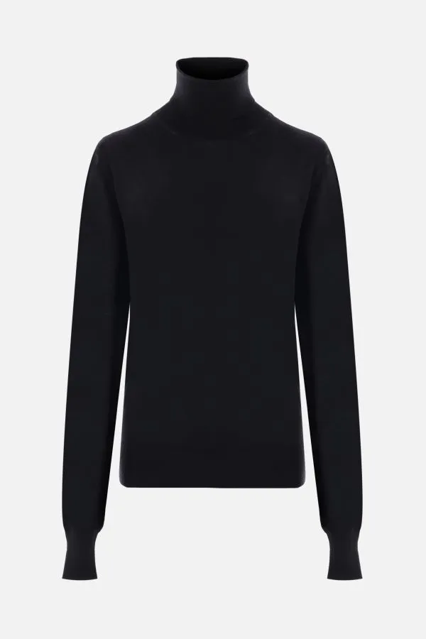 The Row  |V-neck & Crew neck