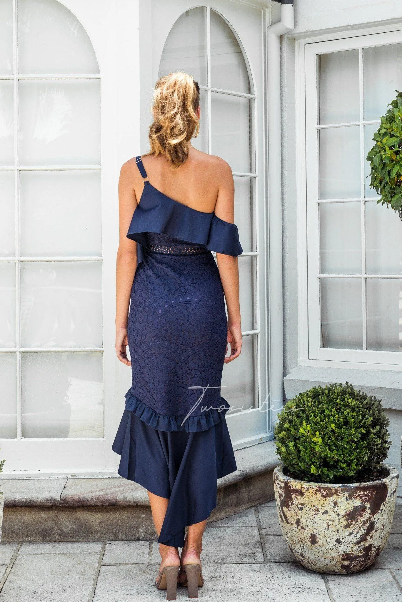 Victoria Dress - Navy